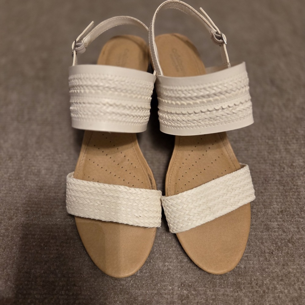 Croft & Barrow White Strappy Sandals Braided Memory Foam Buckle 9.5 Boho